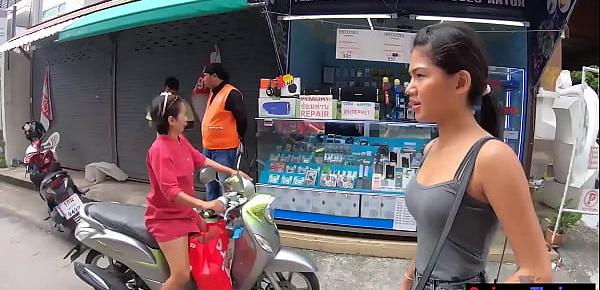 trendsPetite amateur Asian teen with her boyfriend out for lunch